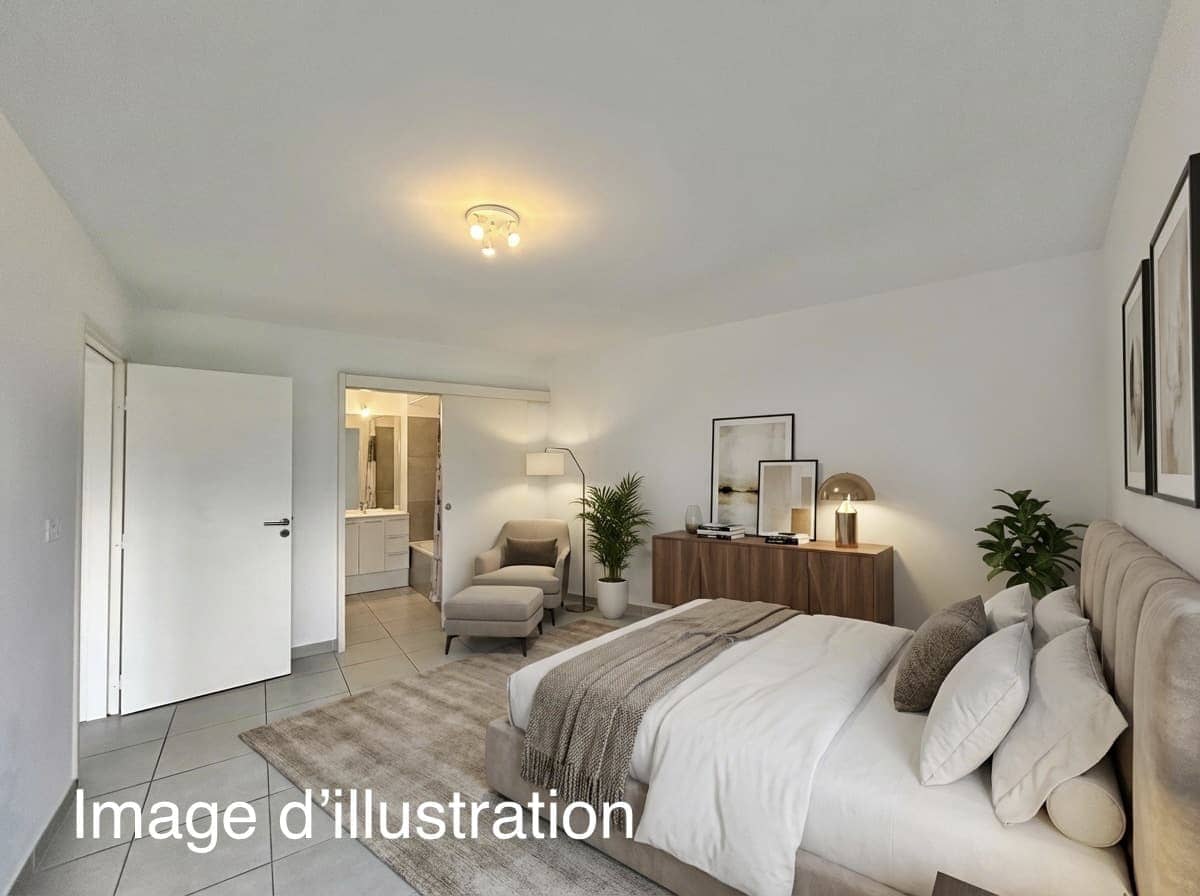 Rez-de-jardin F2 avec garage, résidence récente avec piscine, photo 4 sur 5